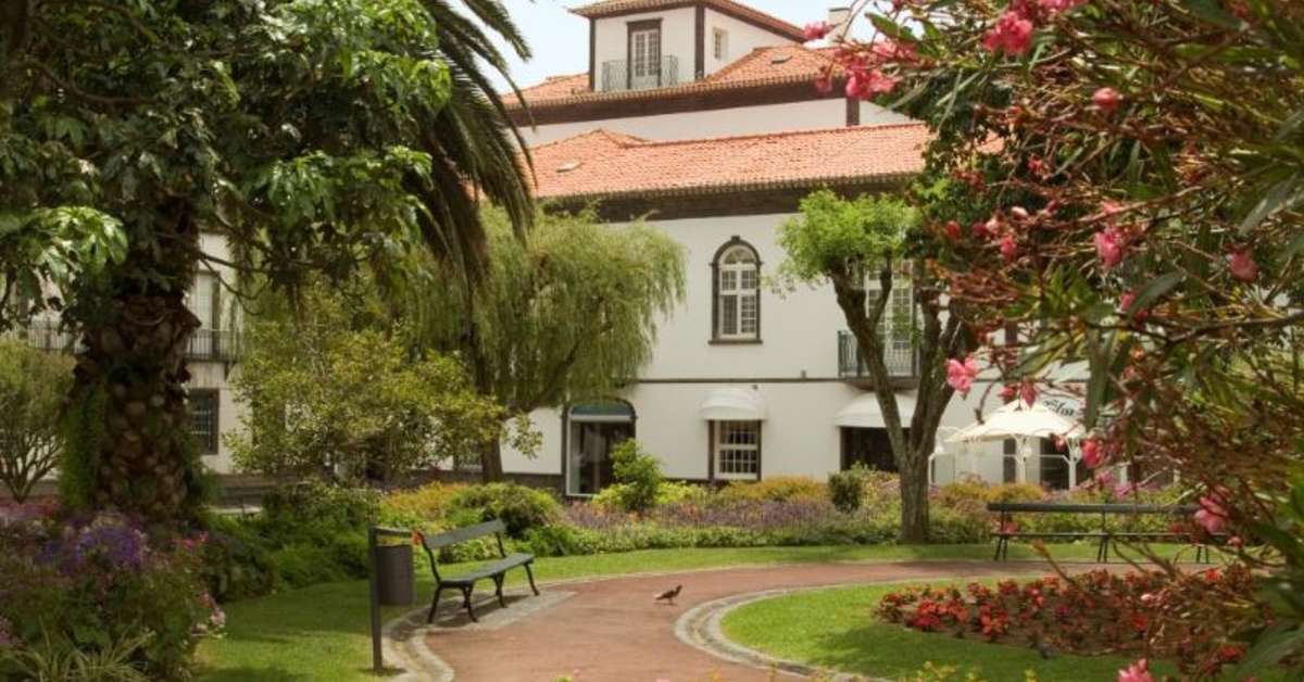 Een foto van de buitenkant van Hotel Talisman