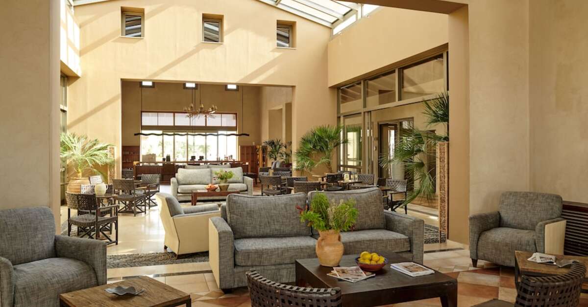 Een foto van het interieur van Village Heights Resort