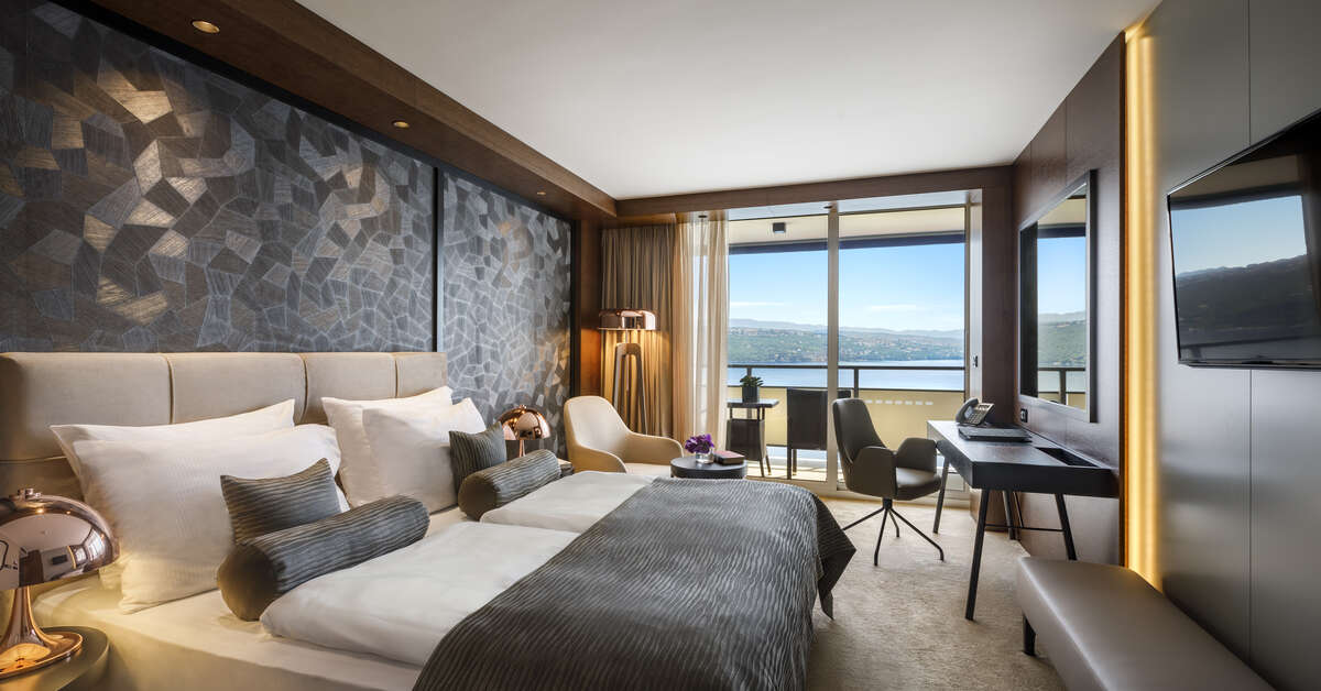 Ein Foto Hotel Ambasador