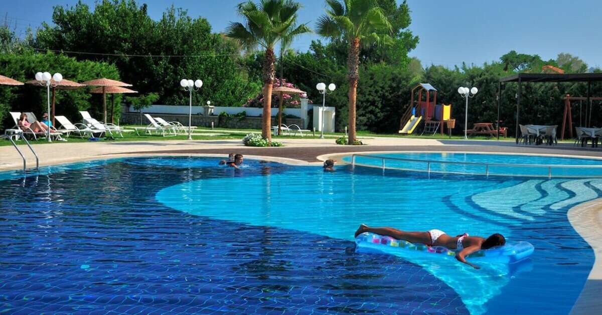 Een foto van het zwembad bij Afandou Bay Resort Suites