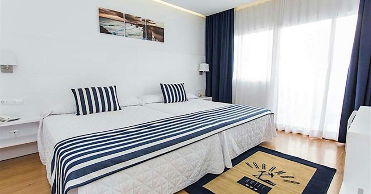 Een foto van een overzicht van Hotel Voramar Benidorm