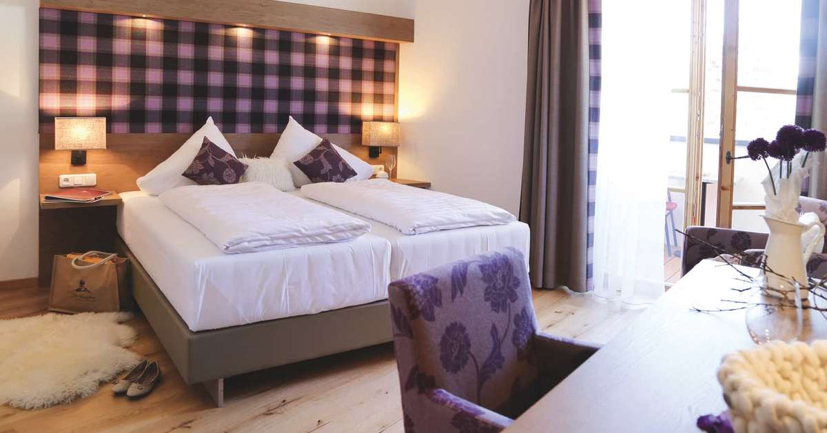 Een foto van een overzicht van Der Konigsleitner Hotel & Chalets