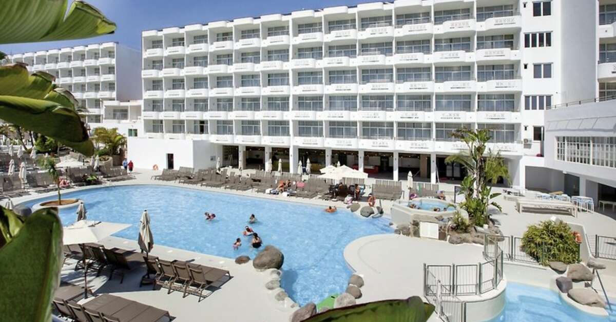 Een foto van het zwembad bij Abora Catarina by Lopesan Hotels