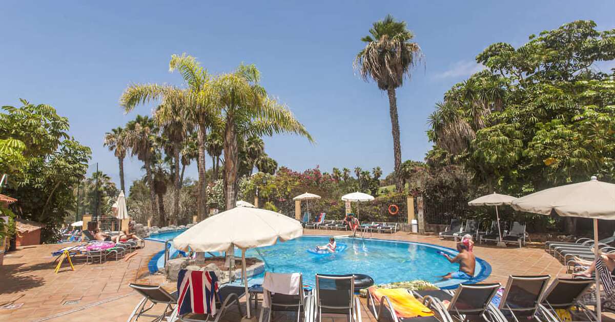 Een foto van het zwembad bij Villa Mandi Golf Resort