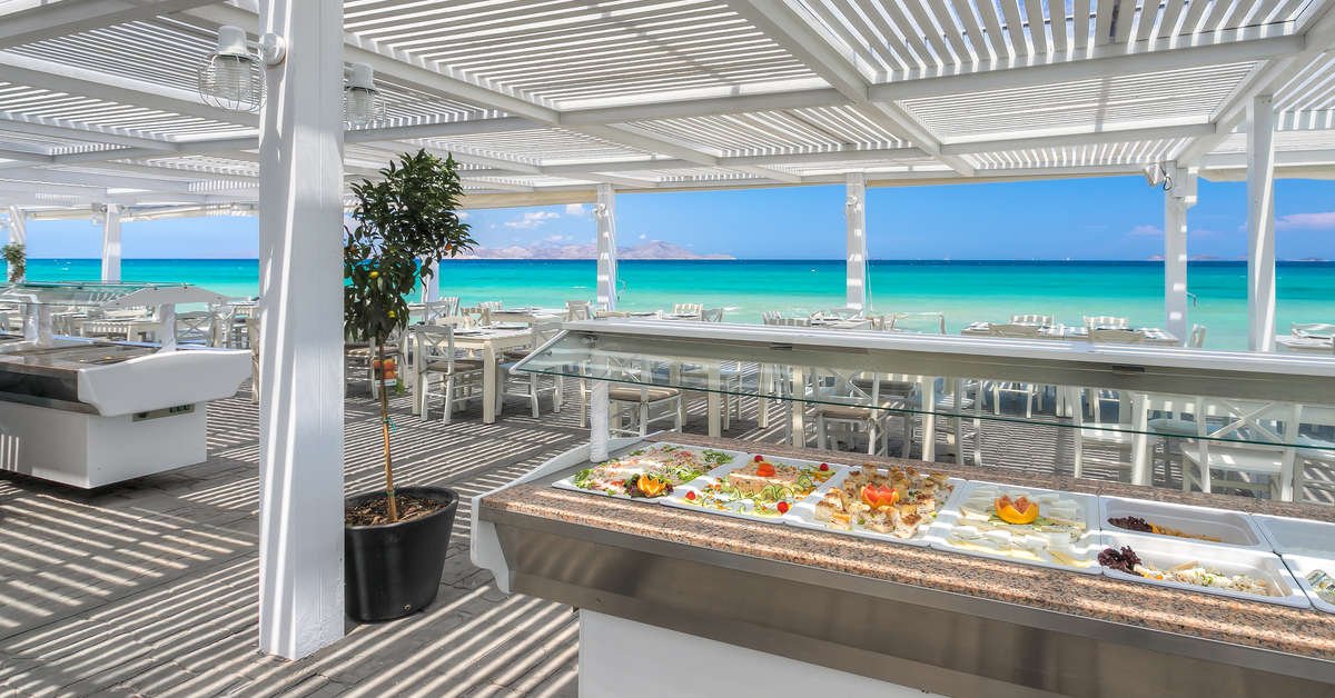 Een foto van de faciliteiten bij Aeolos Beach Hotel