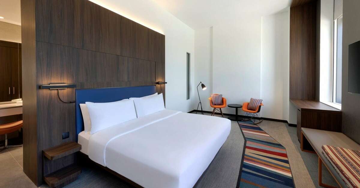 Ein Foto Aloft Al Mina Hotel