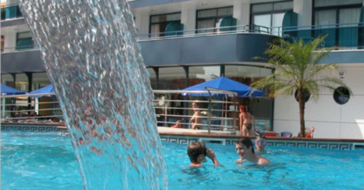 Een foto van het zwembad bij Hotel Blaucel