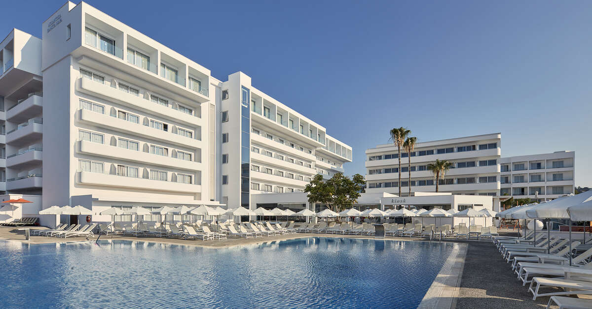 Ein Foto vom Pool im Atlantica Sancta Napa Hotel