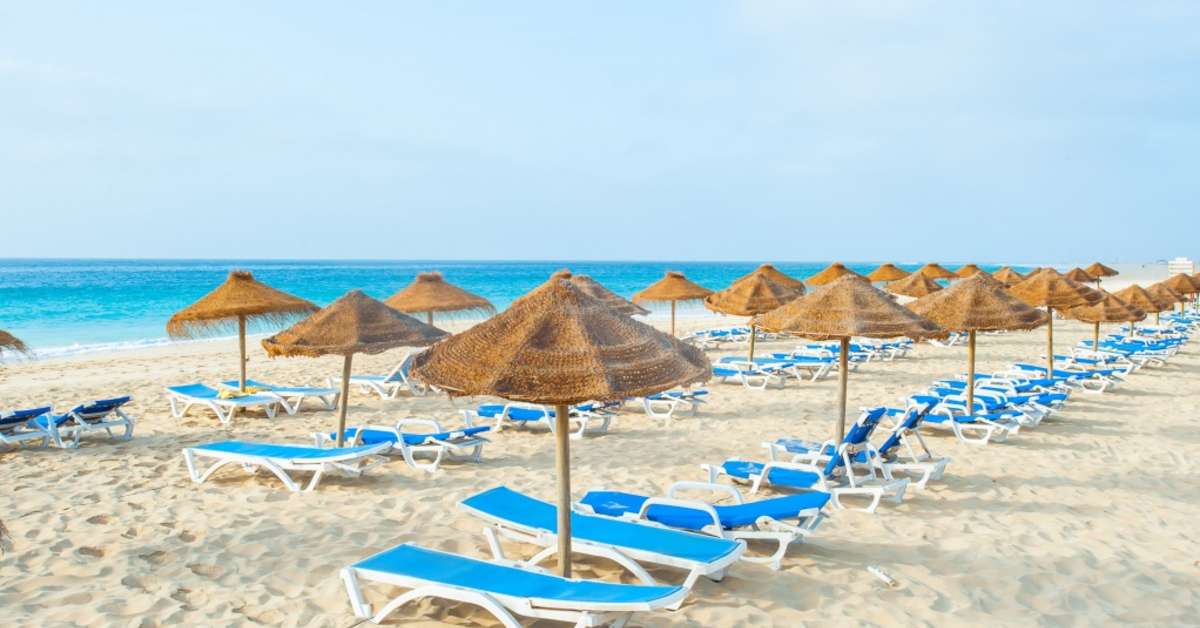 Een foto van het strand bij Oasis Belorizonte Hotel