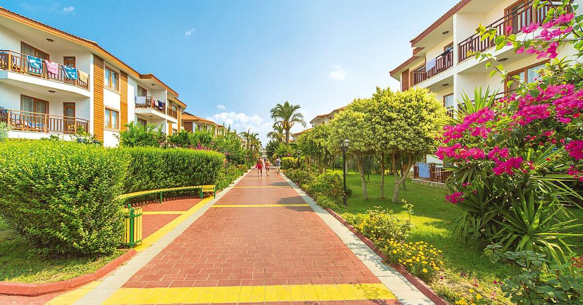Een foto van de buitenkant van Eftalia Village