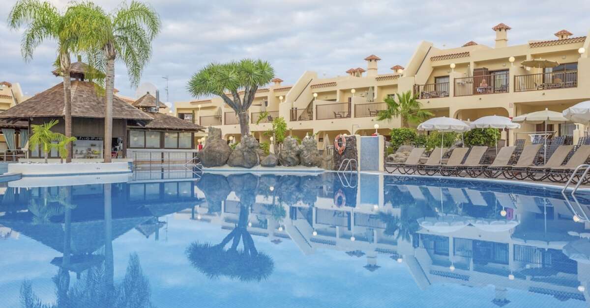 Een foto van het zwembad bij Hilton Grand Vacations Royal Sunset Beach Club
