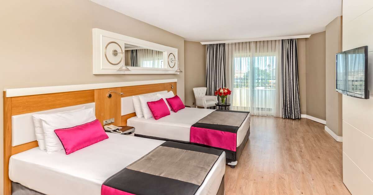 Een foto van Serenis Hotel