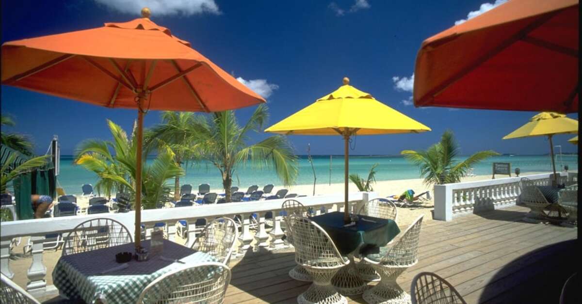 Een foto van de faciliteiten bij Legends Beach Resort