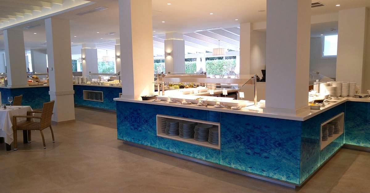 Een foto van de faciliteiten bij Puerto Azul Suite Hotel