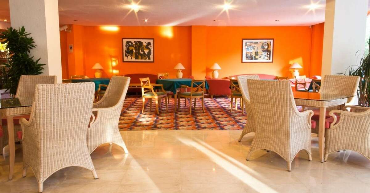 Een foto van het interieur van IFA Altamarena Hotel