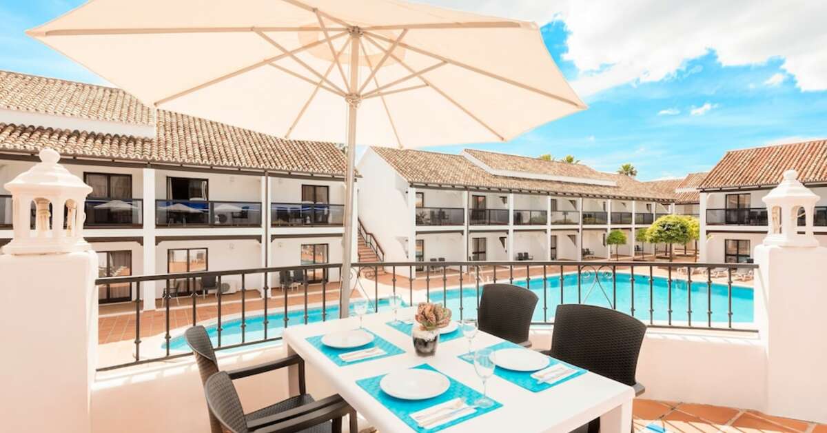 Een foto van het terras bij Hotel Diana Park