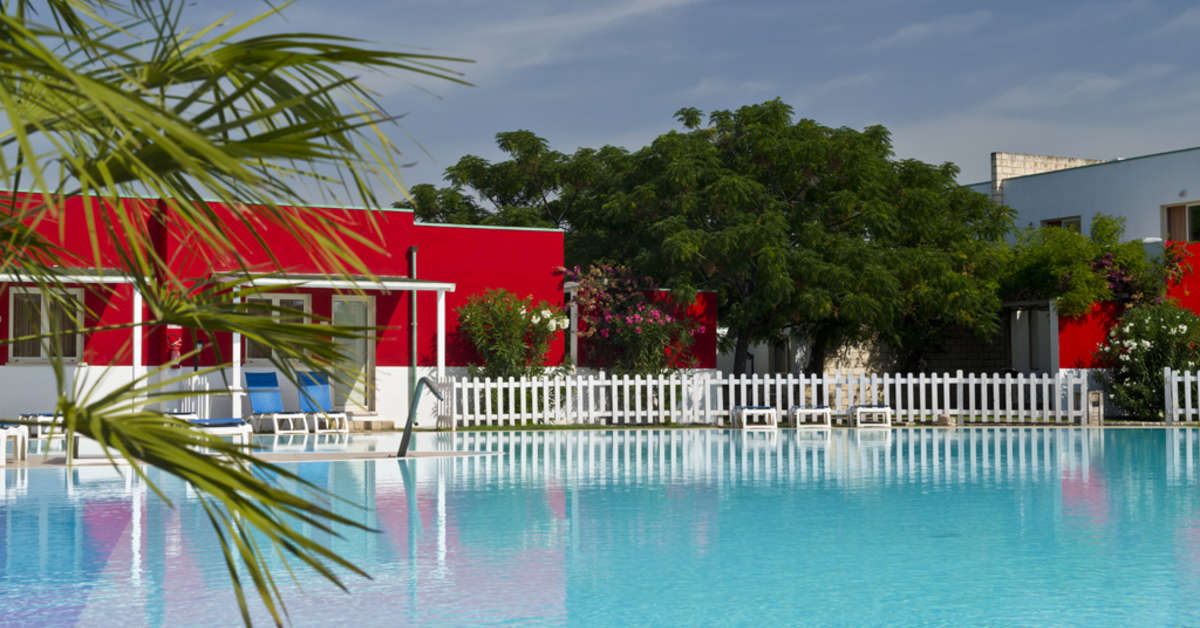 Een foto van het zwembad bij Club Esse Sunbeach