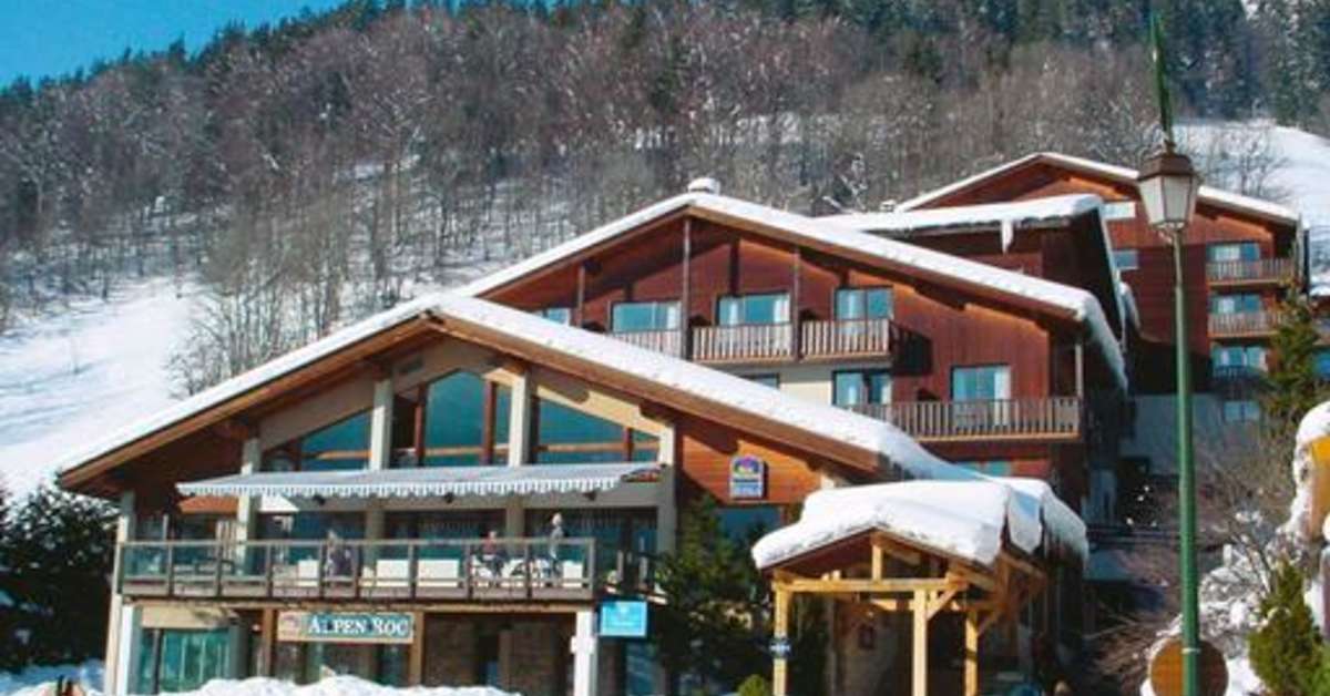 Een foto van de buitenkant van Hotel Alpen Roc