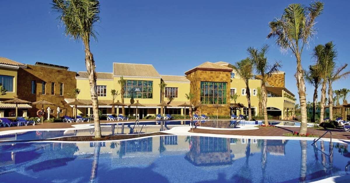 Een foto van het zwembad bij Elba Costa Ballena Beach & Thalasso Resort