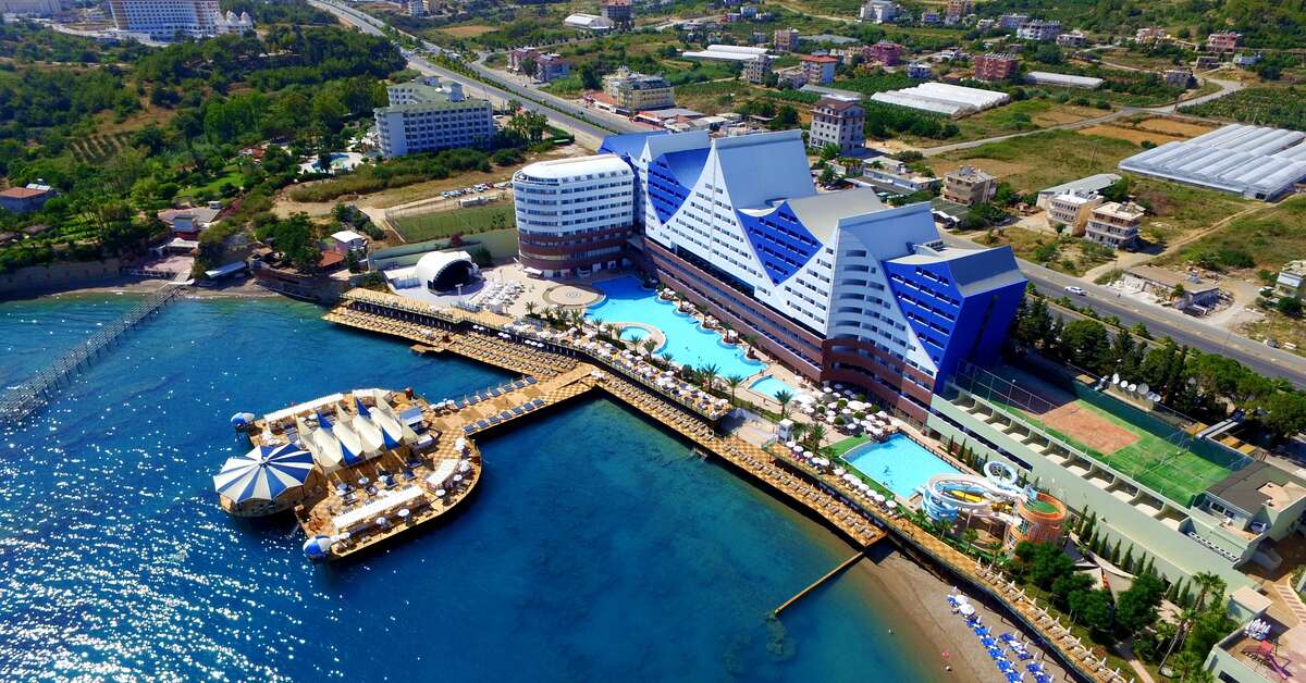 Een foto van het zwembad bij Orange County Resort Hotel Alanya