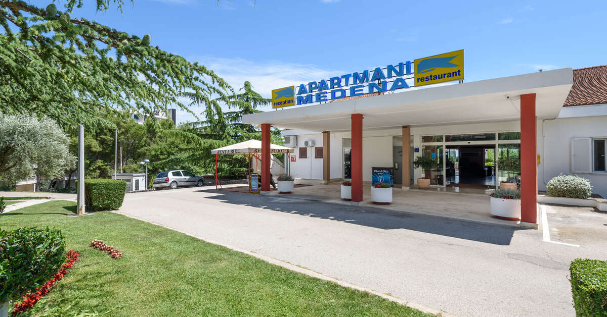 Een foto van de buitenkant van Appartementen Medena