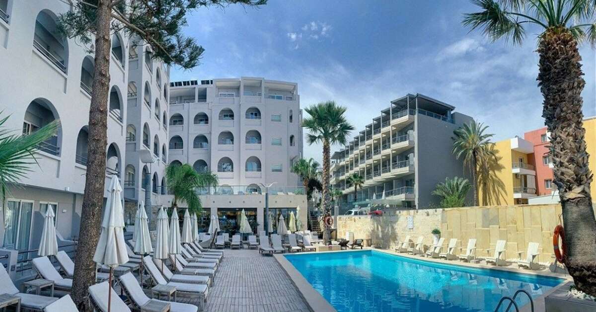 Ein Foto von einer Übersicht des Glaros Beach Hotel