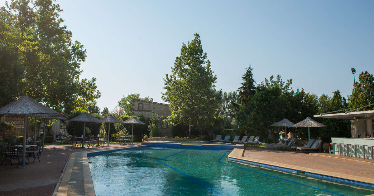 Een foto van het zwembad bij Petrino Eco Village