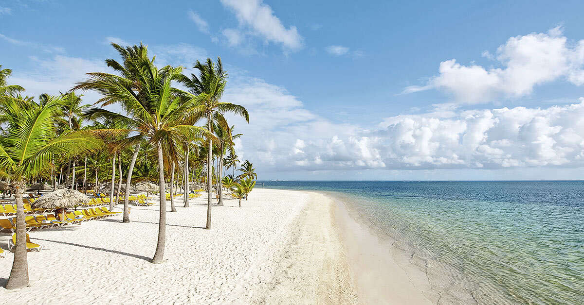 Een foto van het strand bij Grand Bahia Principe Turquesa