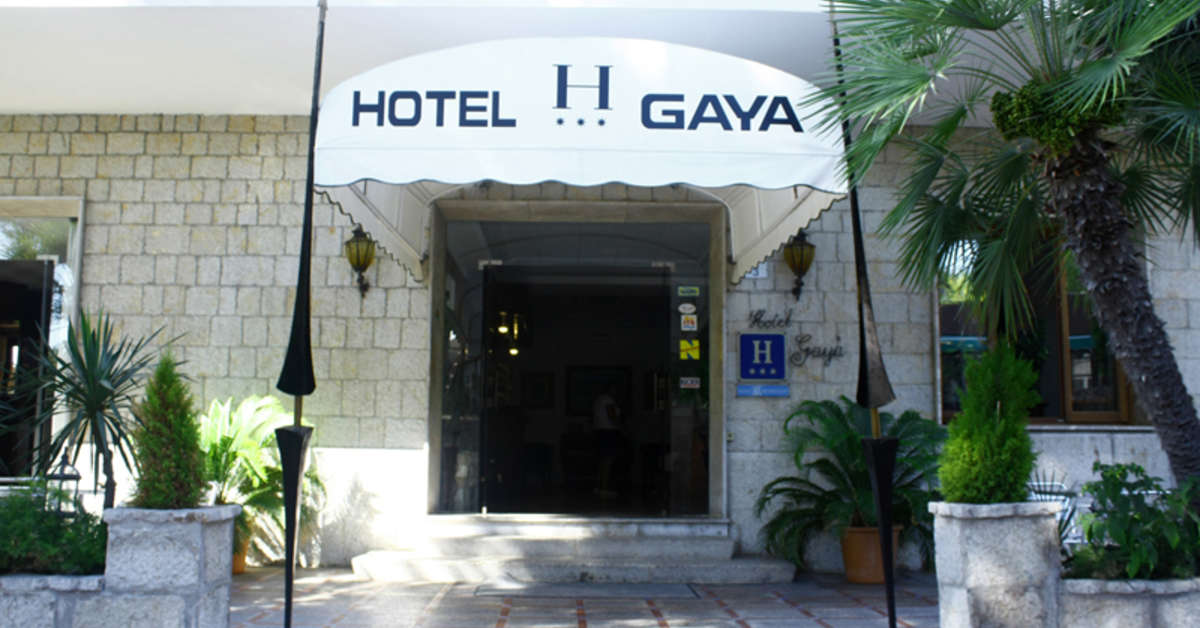 Ein Foto von der Außenansicht des Hotel Gaya