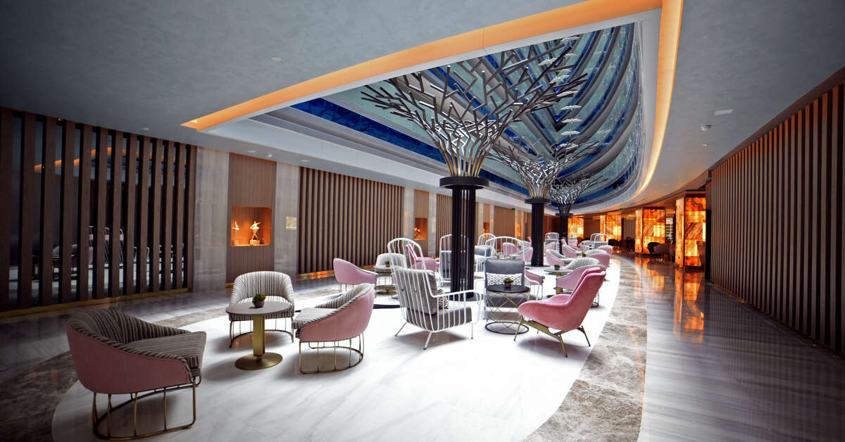 Een foto van het interieur van Royal Wings Hotel