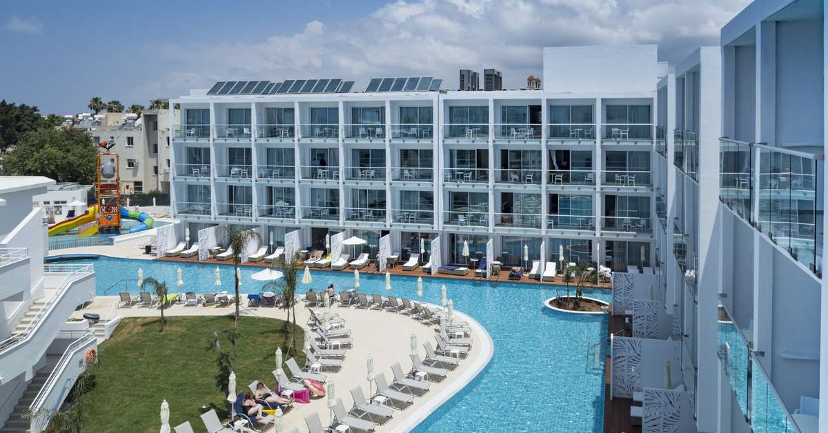 Ein Foto vom Pool im Sofianna Resort & Spa