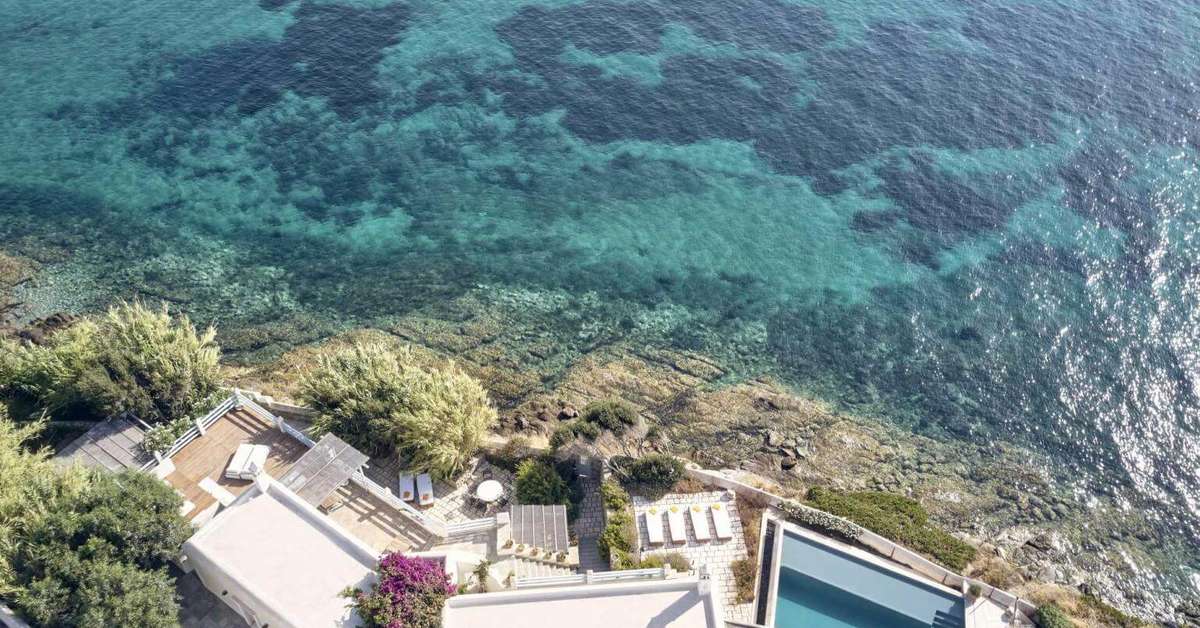 Een foto van de buitenkant van Belvedere Hotel Mykonos
