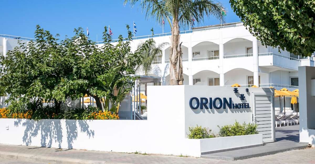 Een foto van de buitenkant van Orion Hotel Faliraki