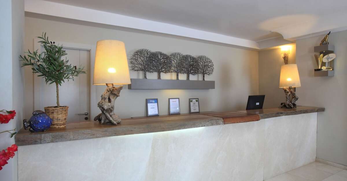 Ein Foto vom Innenbereich im Hotel Zeytinada