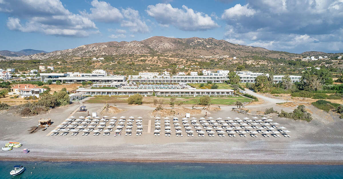 Een foto van het strand bij Gennadi Grand Resort