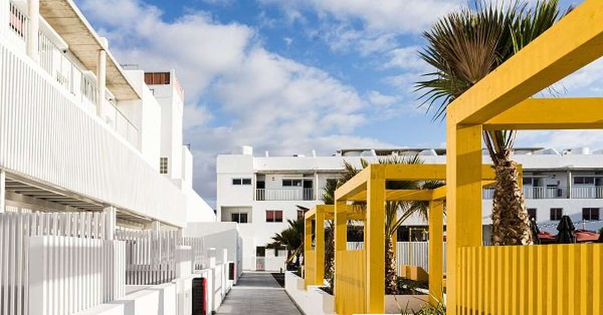 Een foto van de buitenkant van Buendia Corralejo Nohotel