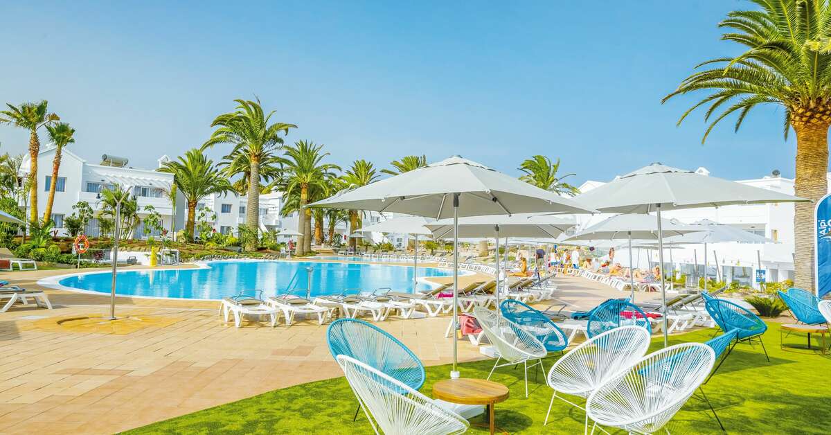Een foto van het zwembad bij Blue Sea Corralejo Village
