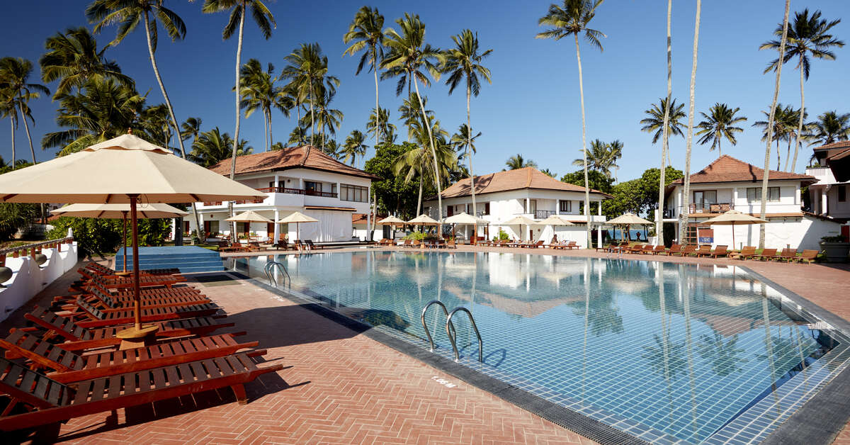 Een foto van het zwembad bij Dickwella Resort