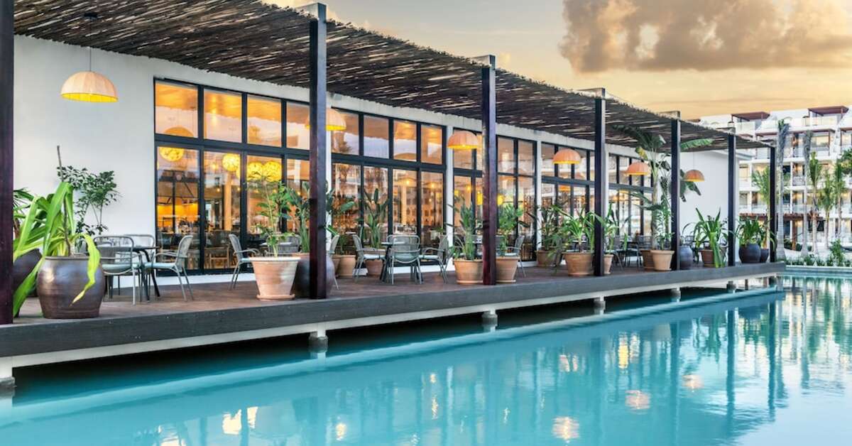 Een foto van het zwembad bij Ocean Riviera Paradise