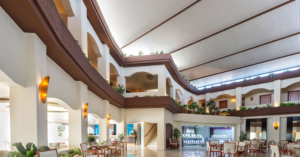 Een foto van het interieur van Hotel Sandy Beach