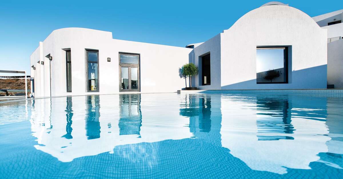 Een foto van het zwembad bij Grand Ambassador Santorini by Trend Hotels