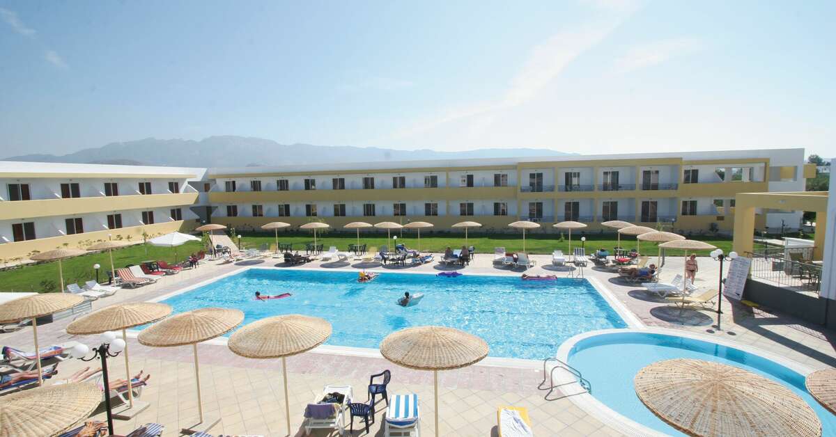 Een foto van het zwembad bij Aegean Bay Hotel