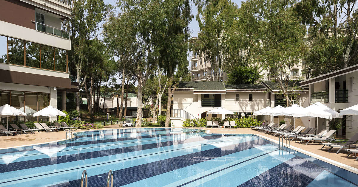 Een foto van het zwembad bij Magic Life Club Masmavi
