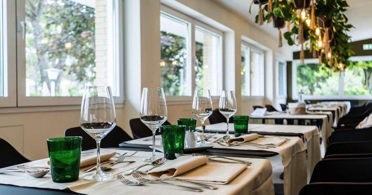 Een foto van The Green Park Hotel