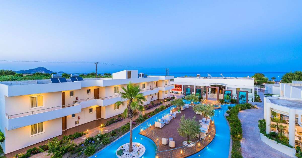 Een foto van het zwembad bij Afandou Bay Resort Suites