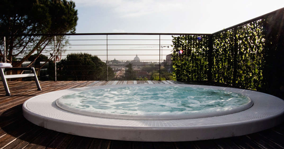 Een foto van het zwembad bij Cardinal Hotel St. Peter