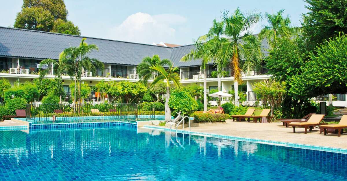 Een foto van het zwembad bij Sunshine Garden Resort