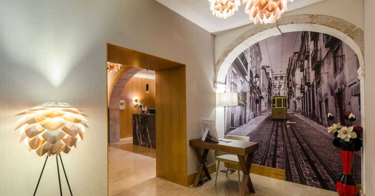 Een foto van het interieur van Behotelisboa