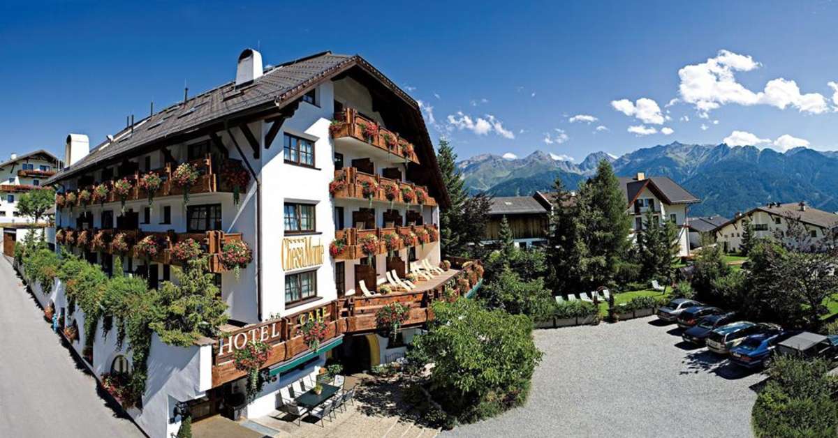 Een foto van een overzicht van Hotel Chesa Monte