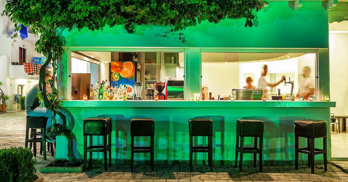 Een foto van de faciliteiten bij Xenios Dolphin Beach